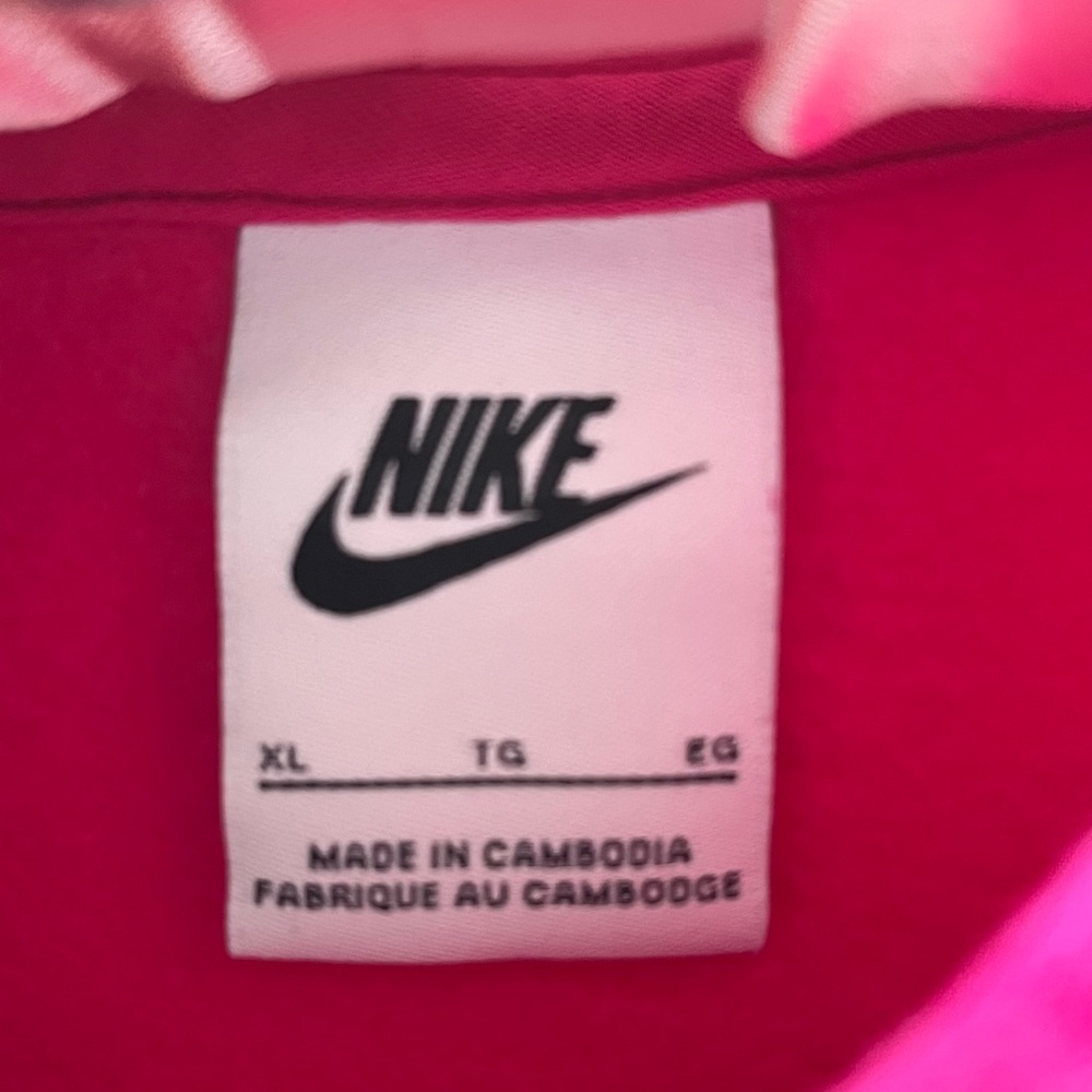 Girls Nike Fuchsia Pullover Hoodie - Picture 5 of 5